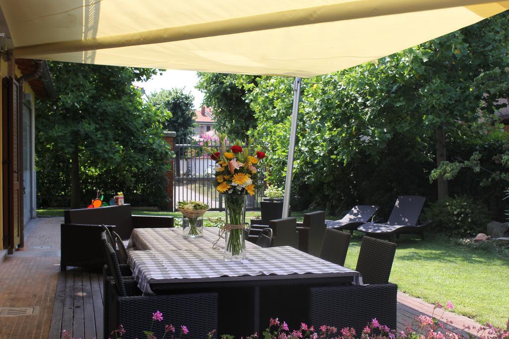 Hayloft Bed & Breakfast Корнаредо Екстериор снимка