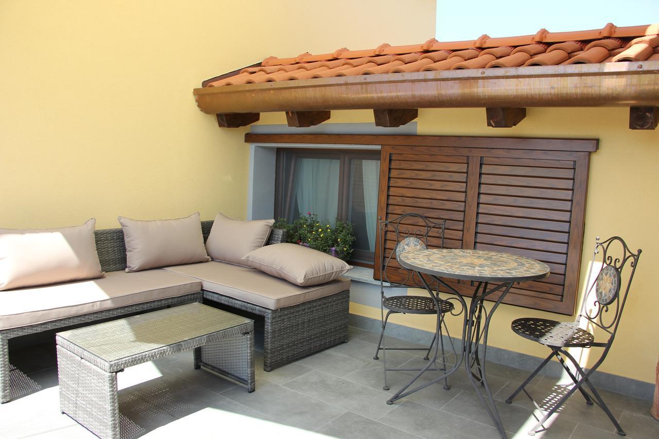 Hayloft Bed & Breakfast Корнаредо Екстериор снимка